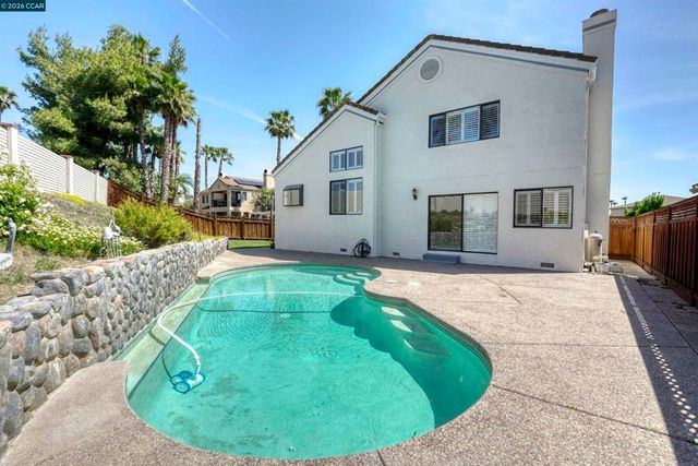 5535 Edgeview Dr, Discovery Bay, CA 94505