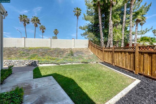5535 Edgeview Dr, Discovery Bay, CA 94505