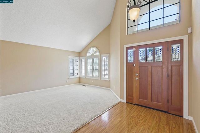 5535 Edgeview Dr, Discovery Bay, CA 94505