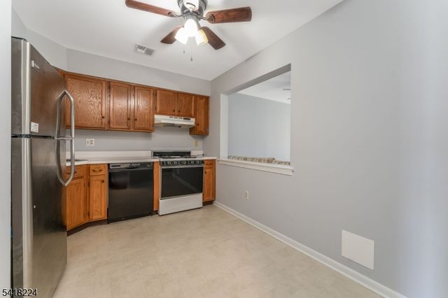 12 Mariano Court, Franklin Twp., NJ 08873