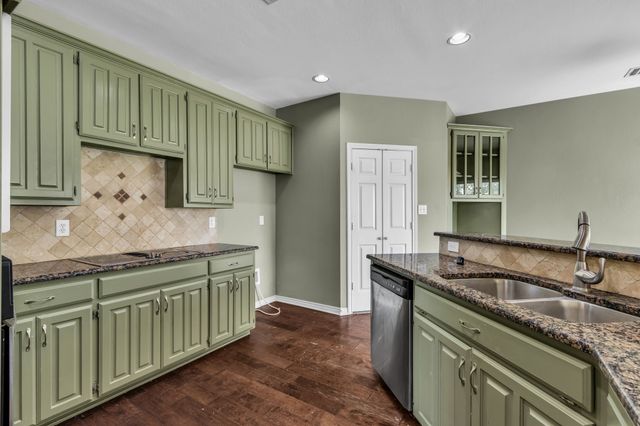 8613 Mill Creek Road, Irving, TX 75063