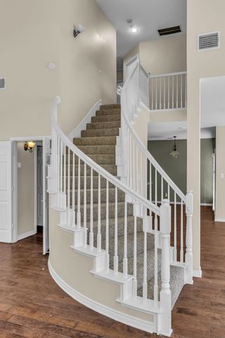 8613 Mill Creek Road, Irving, TX 75063
