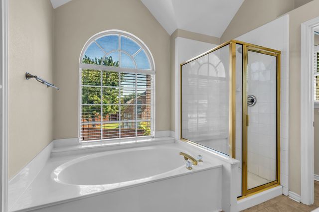 8613 Mill Creek Road, Irving, TX 75063