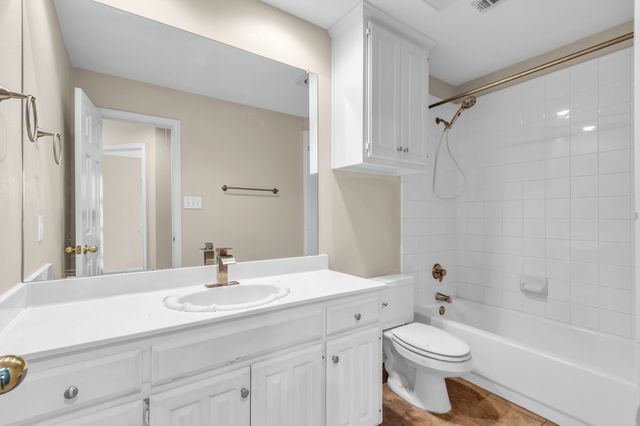 8613 Mill Creek Road, Irving, TX 75063
