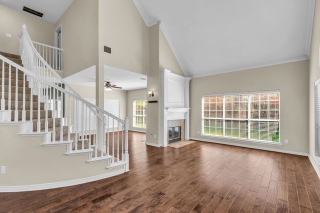 8613 Mill Creek Road, Irving, TX 75063