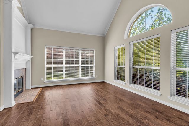 8613 Mill Creek Road, Irving, TX 75063