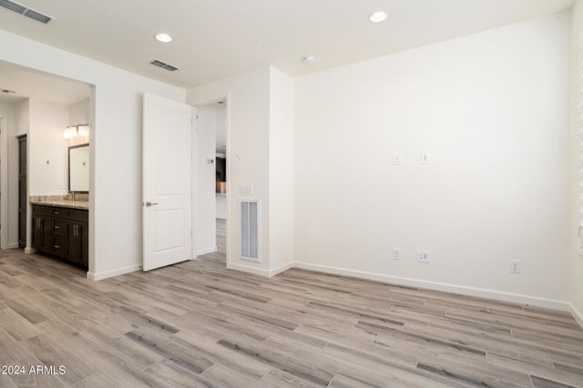 4092 PRAIRIE SCHOONER Road, Wickenburg, AZ 85390