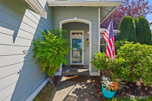 505 Alexander Court NW, Orting, WA 98360