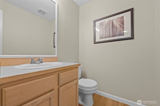 505 Alexander Court NW, Orting, WA 98360