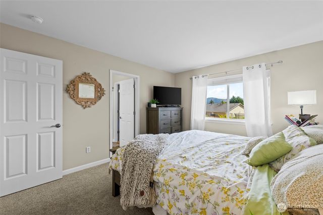505 Alexander Court NW, Orting, WA 98360