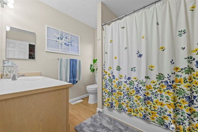 505 Alexander Court NW, Orting, WA 98360