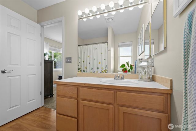 505 Alexander Court NW, Orting, WA 98360