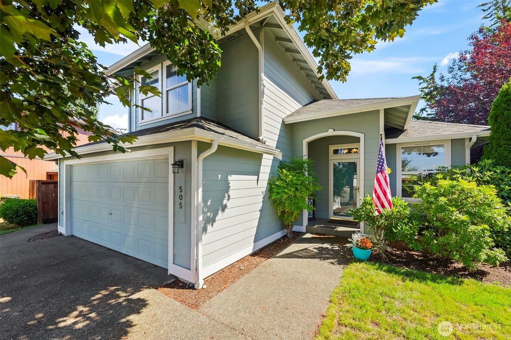 505 Alexander Court NW, Orting, WA 98360