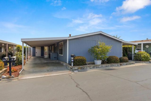909 RICHLAND RD 4, San Marcos, CA 92069