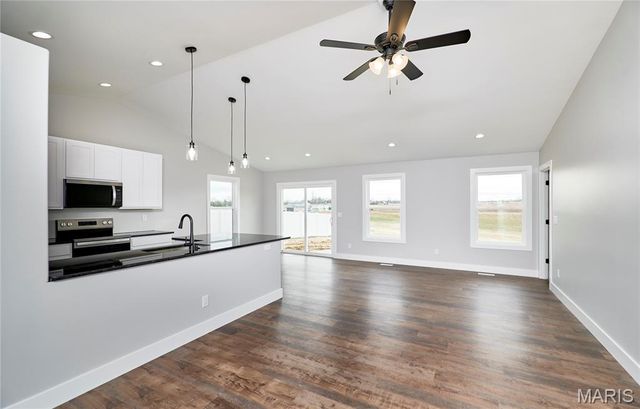 120 Peruque Creek Manor, Wright City, MO 63390