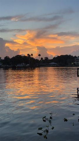 1640 JUNO TRAIL 102D, Astor, FL 32102