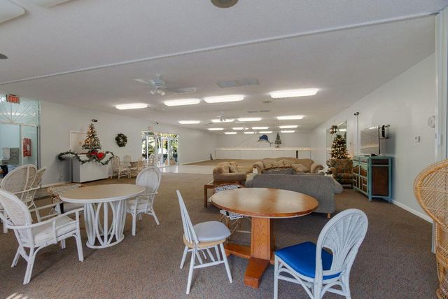 890 N Federal Highway 103, Lantana, FL 33462