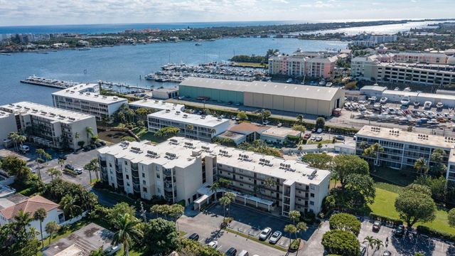 890 N Federal Highway 103, Lantana, FL 33462