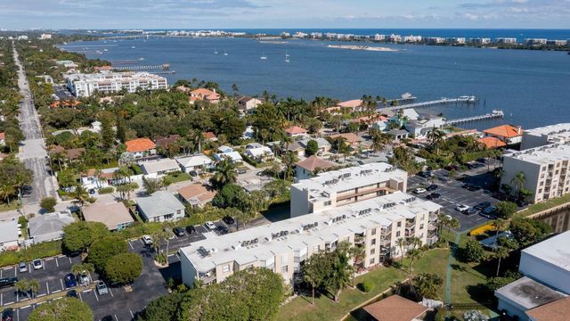 890 N Federal Highway 103, Lantana, FL 33462