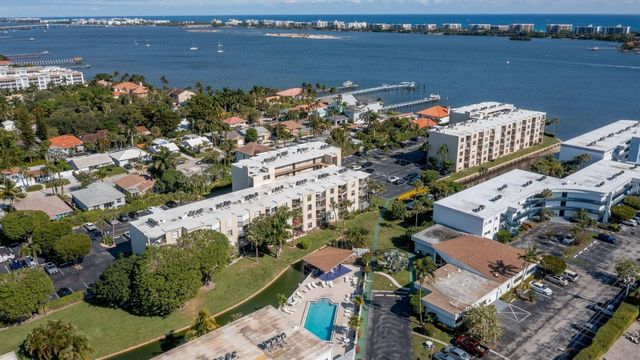 890 N Federal Highway 103, Lantana, FL 33462