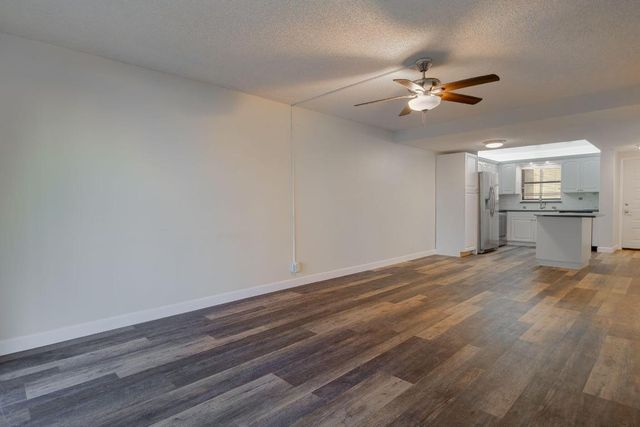 890 N Federal Highway 103, Lantana, FL 33462