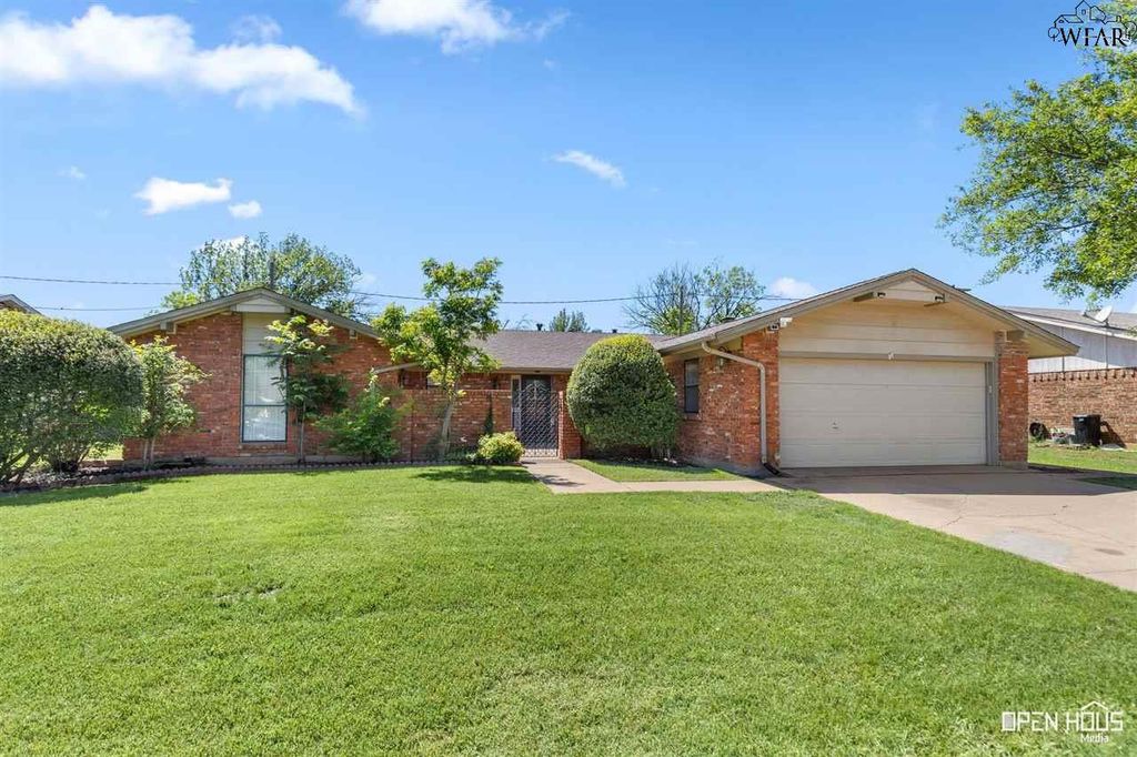 4805 BIG BEND DRIVE, Wichita Falls, TX 76310