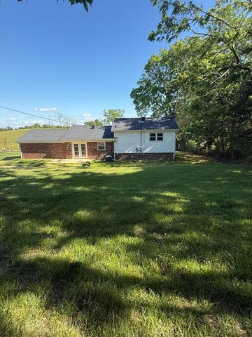 3398 Mackville Road, Harrodsburg, KY 40330