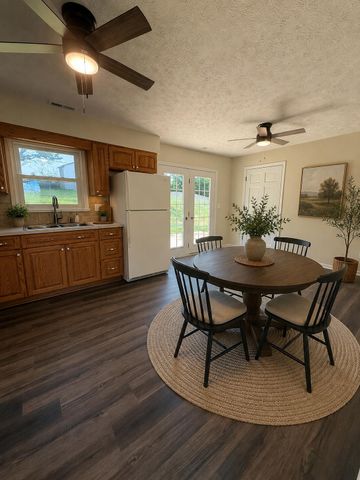 3398 Mackville Road, Harrodsburg, KY 40330