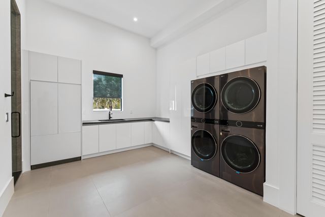 9741 SE Gomez Avenue, Hobe Sound, FL 33455