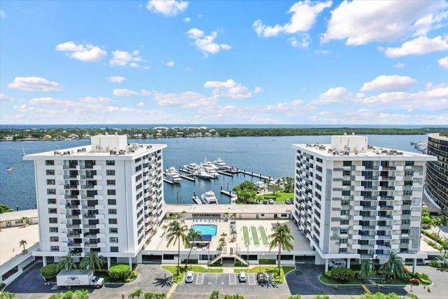 1200 MARINE Way 304, North Palm Beach, FL 33408