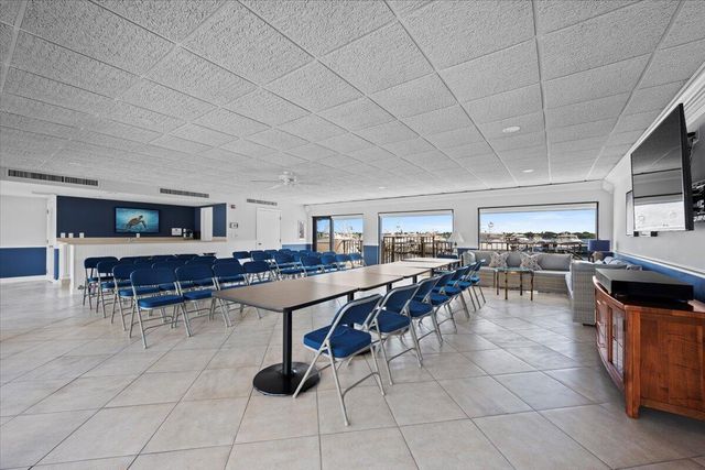 1200 MARINE Way 304, North Palm Beach, FL 33408