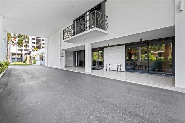 1200 MARINE Way 304, North Palm Beach, FL 33408