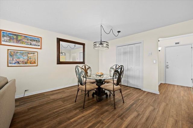 1200 MARINE Way 304, North Palm Beach, FL 33408