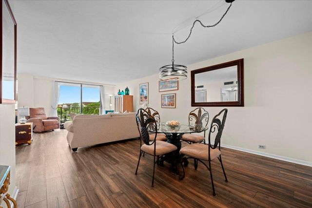 1200 MARINE Way 304, North Palm Beach, FL 33408