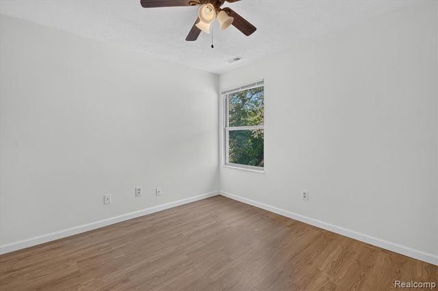 61165 Greenwood Drive, South Lyon, MI 48178
