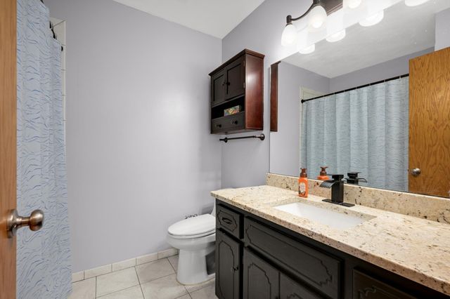 4414 Urbandale Court N, Plymouth, MN 55446