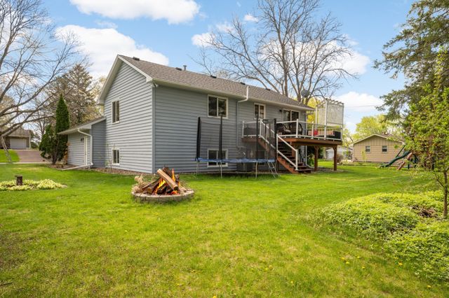 4414 Urbandale Court N, Plymouth, MN 55446