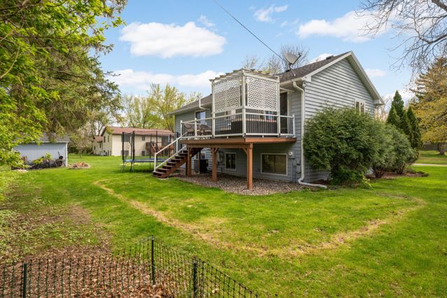 4414 Urbandale Court N, Plymouth, MN 55446
