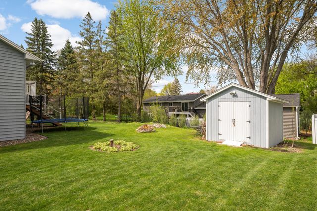 4414 Urbandale Court N, Plymouth, MN 55446