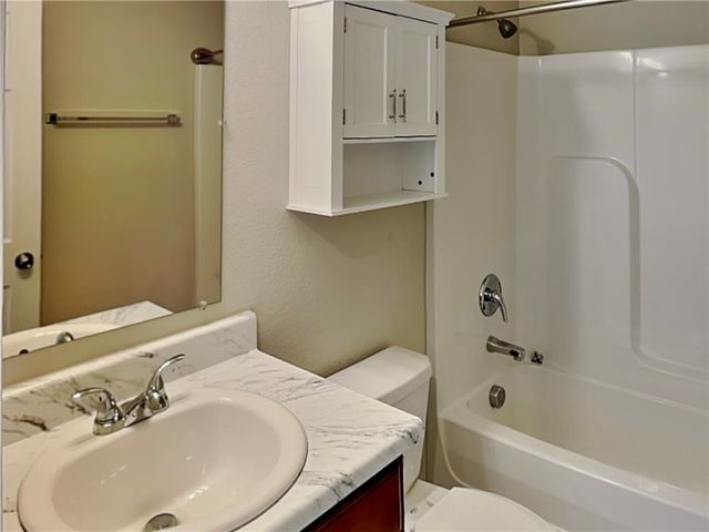 802 SW Green World Street, Bentonville, AR 72712