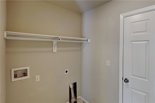 802 SW Green World Street, Bentonville, AR 72712