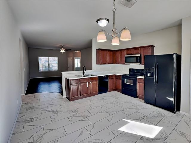 802 SW Green World Street, Bentonville, AR 72712