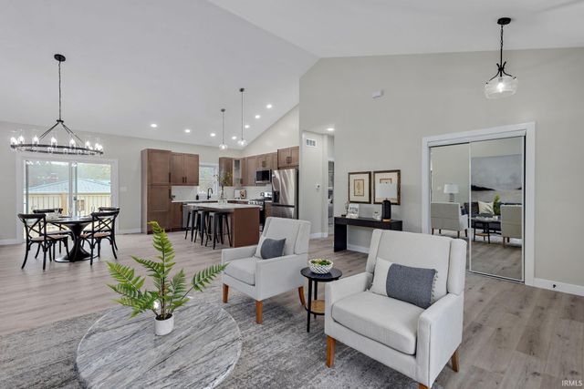 51650 Prescott Avenue, South Bend, IN 46637