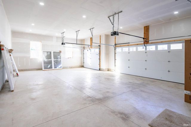 51650 Prescott Avenue, South Bend, IN 46637