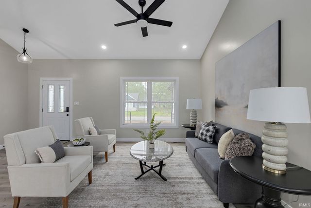 51650 Prescott Avenue, South Bend, IN 46637