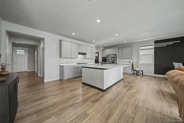2598 Doe Ridge Way, Johnstown, CO 80534
