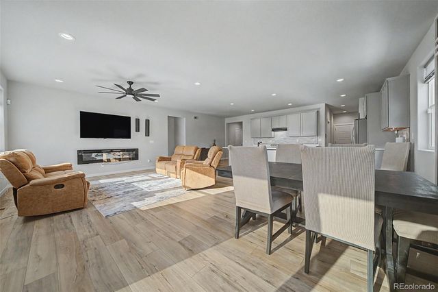 2598 Doe Ridge Way, Johnstown, CO 80534