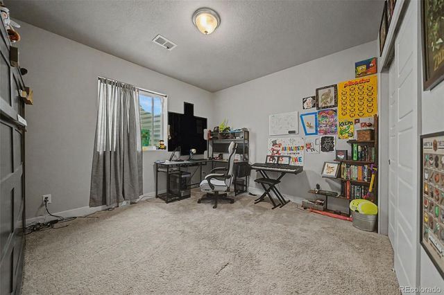 2598 Doe Ridge Way, Johnstown, CO 80534