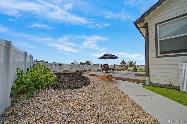 2598 Doe Ridge Way, Johnstown, CO 80534