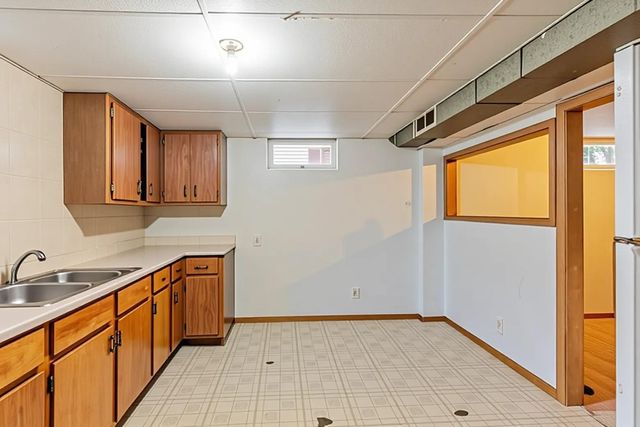 1839 Bluebird Lane, Munster, IN 46321